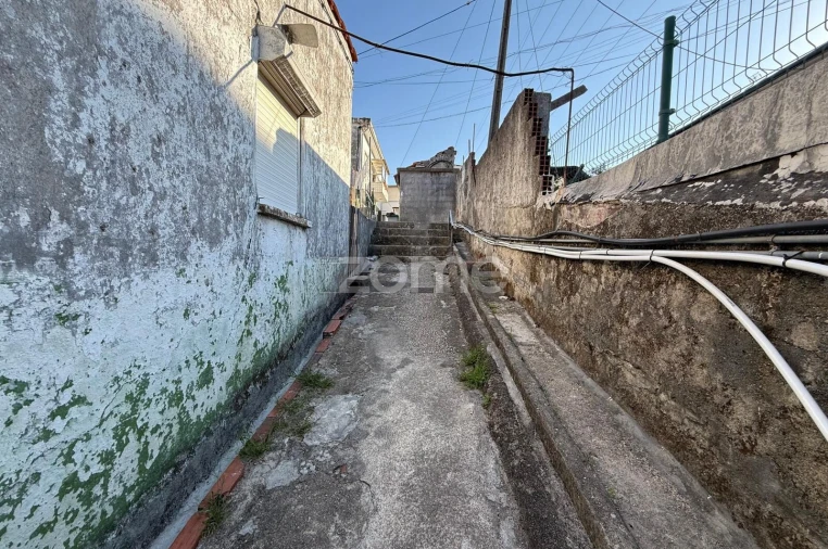 Moradia T1 para Venda em Eiras e São Paulo de Frades Foto 2