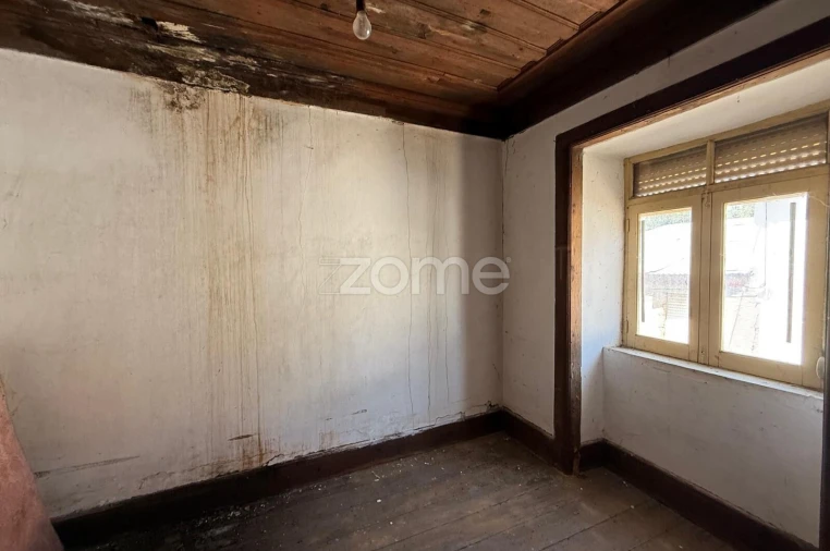 Moradia T3 para Venda em Lousã e Vilarinho Foto 15