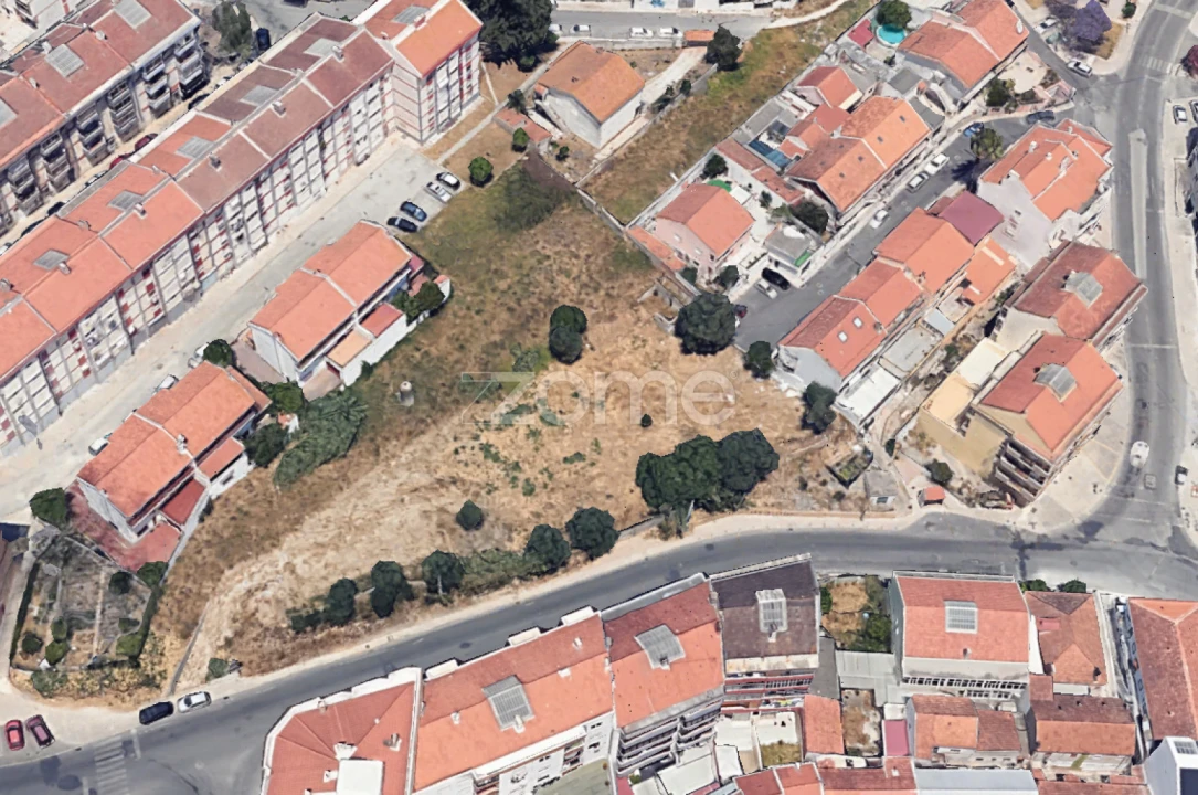 Terreno para Venda em Alverca do Ribatejo e Sobralinho Foto 10