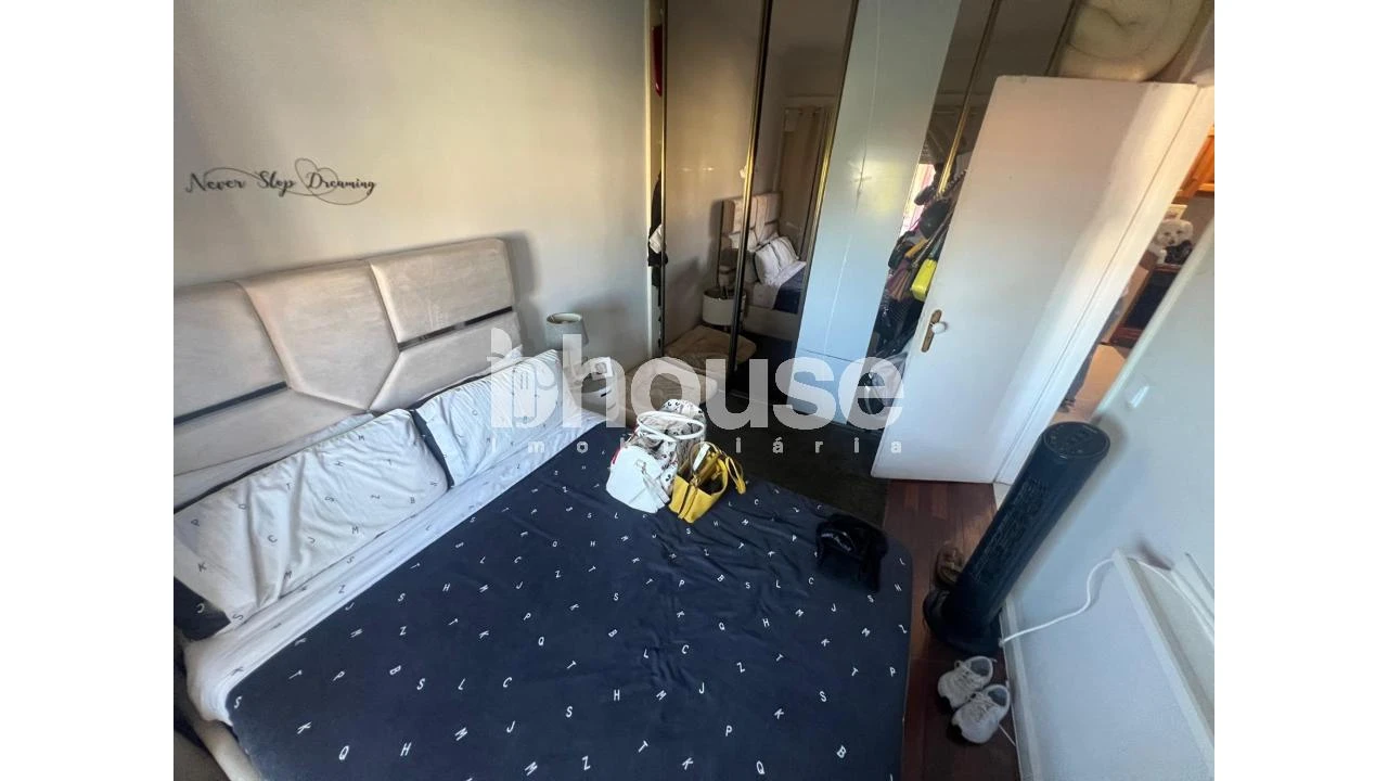 Apartamento T1 para Venda em Bonfim Foto 3