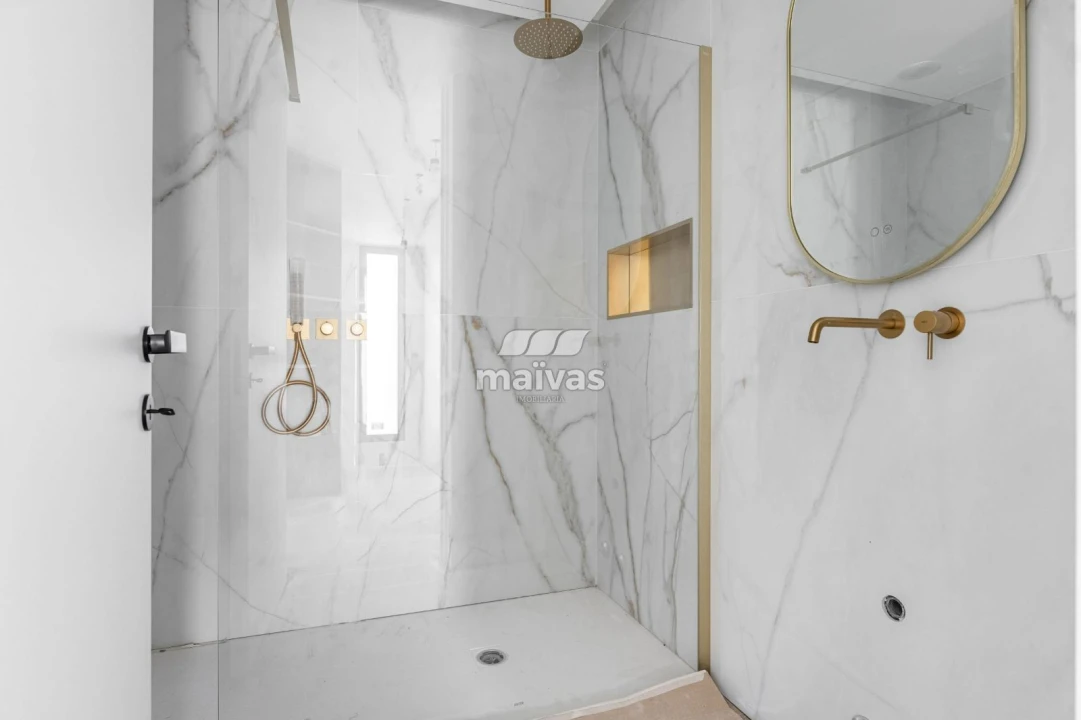 Moradia T4 para Venda em Turiz Foto 20