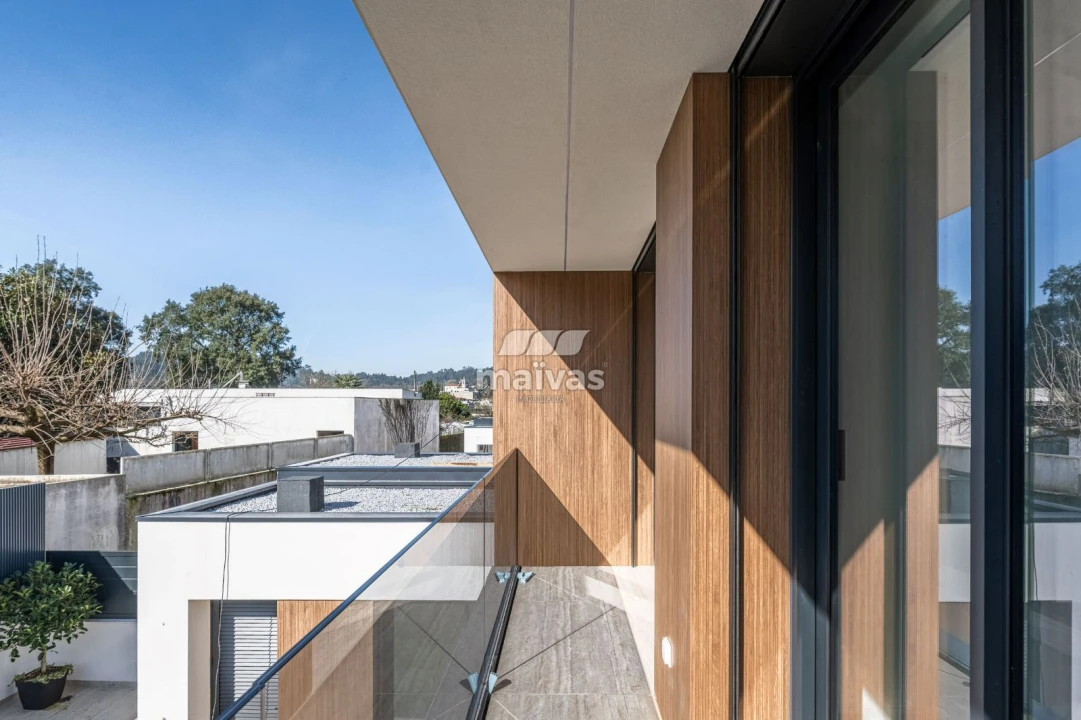 Moradia T4 para Venda em Turiz Foto 22