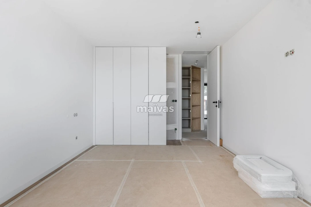 Moradia T4 para Venda em Turiz Foto 22