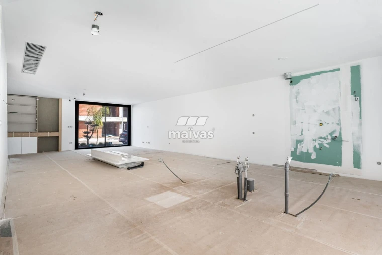 Moradia T4 para Venda em Turiz Foto 7