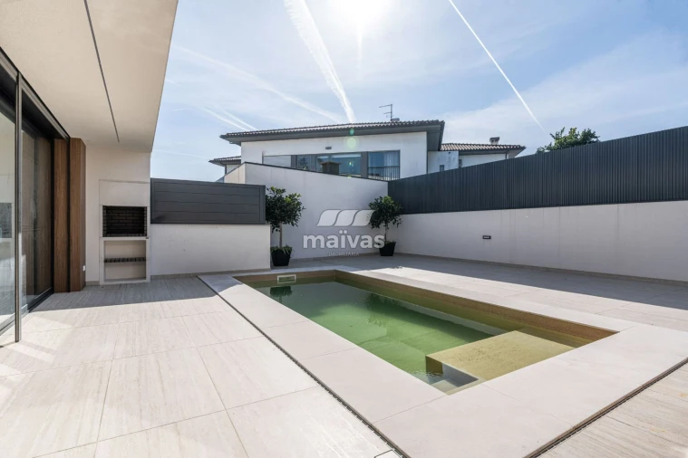 Moradia T3 para Venda em Turiz Foto 34