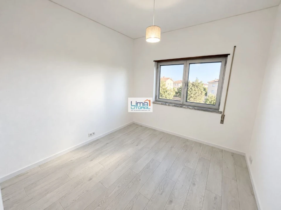 Apartamento T3 para Venda em Marrazes e Barosa Foto 8