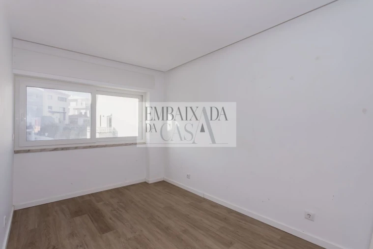 Moradia T3 para Venda em Carcavelos e Parede Foto 31