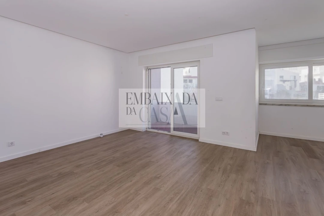 Moradia T3 para Venda em Carcavelos e Parede Foto 27