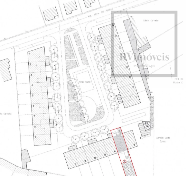 Terreno para Venda em Castêlo da Maia Foto 6
