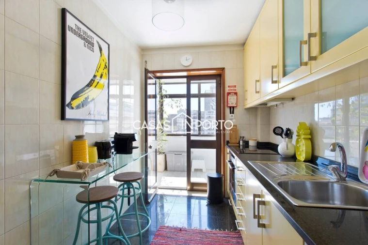 Apartamento T2 para Venda em Cedofeita, Santo Ildefonso, Sé, Miragaia, São Nicolau e Vitória Foto 15