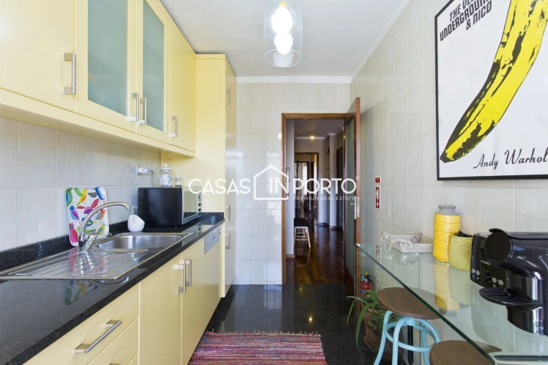 Apartamento T2 para Venda em Cedofeita, Santo Ildefonso, Sé, Miragaia, São Nicolau e Vitória Foto 16