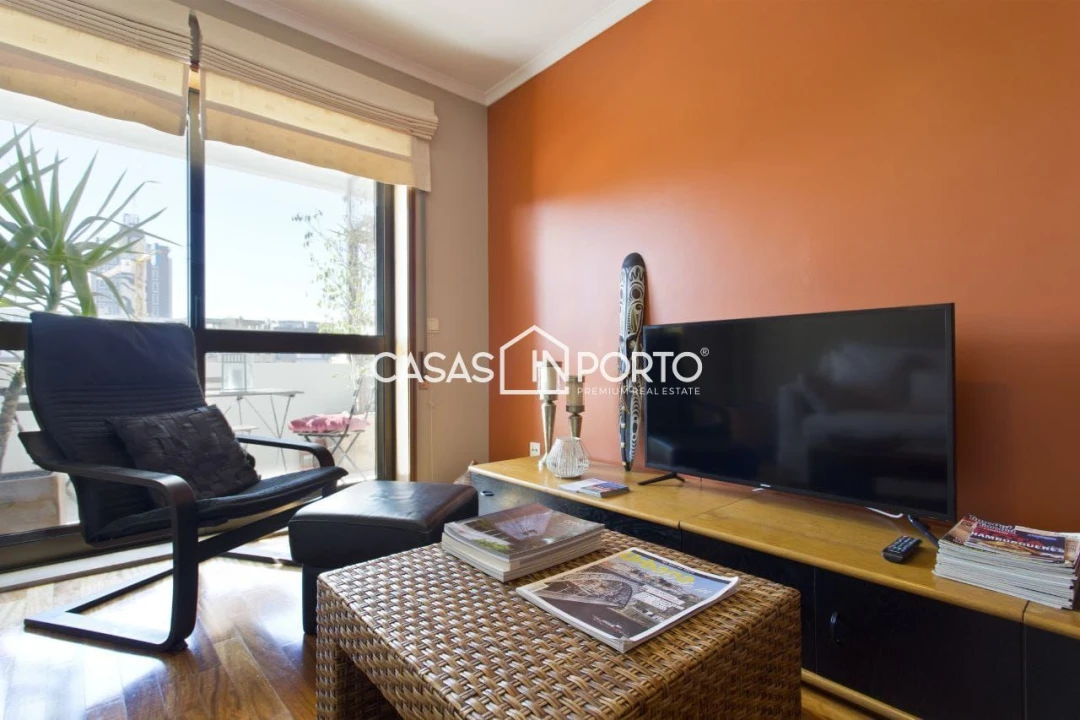 Apartamento T2 para Venda em Cedofeita, Santo Ildefonso, Sé, Miragaia, São Nicolau e Vitória Foto 11