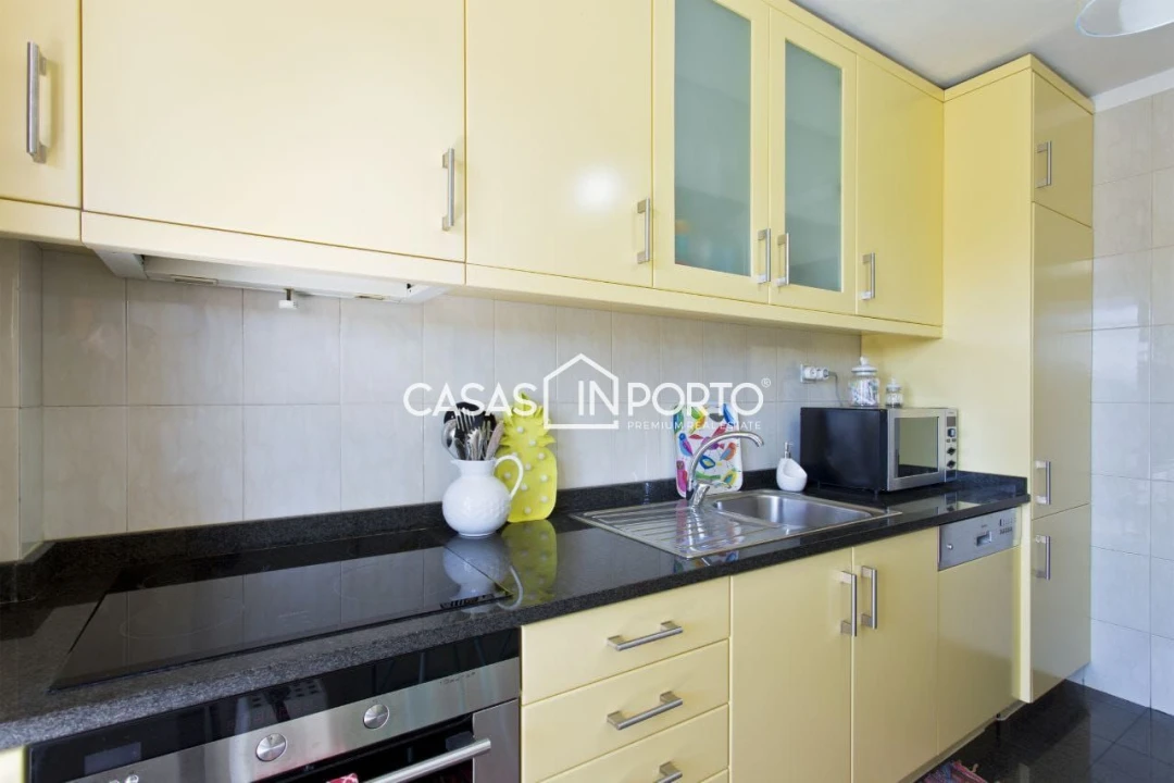 Apartamento T2 para Venda em Cedofeita, Santo Ildefonso, Sé, Miragaia, São Nicolau e Vitória Foto 18