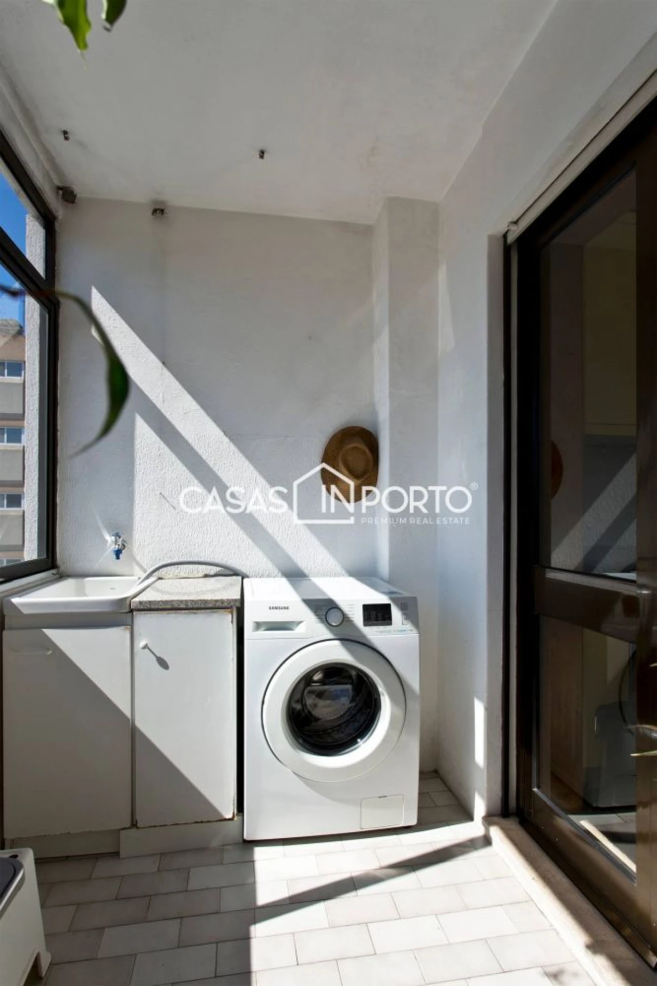Apartamento T2 para Venda em Cedofeita, Santo Ildefonso, Sé, Miragaia, São Nicolau e Vitória Foto 39