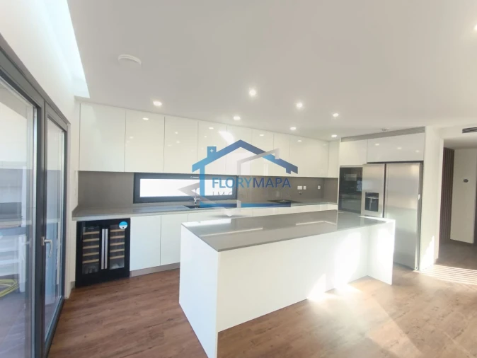 Moradia T4 para Venda em São Domingos de Rana Foto 37