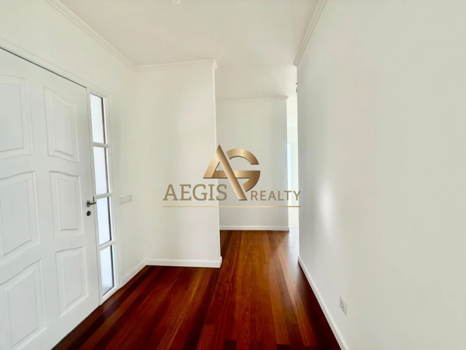 Moradia T3 para Venda em Santa Cruz Foto 8