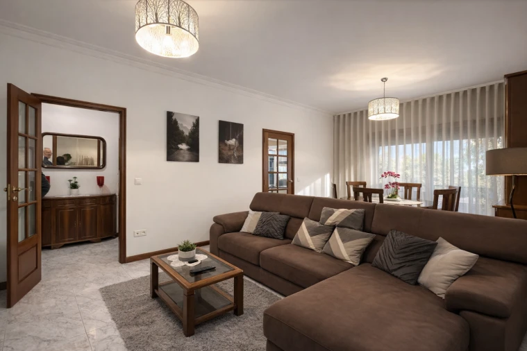 Apartamento T2 para Venda em Castêlo da Maia Foto 3