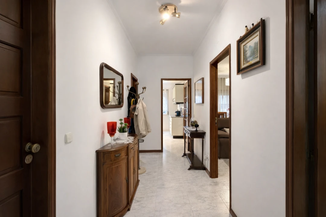 Apartamento T2 para Venda em Castêlo da Maia Foto 13