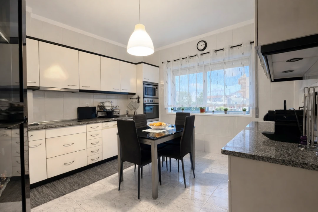 Apartamento T2 para Venda em Castêlo da Maia Foto 6