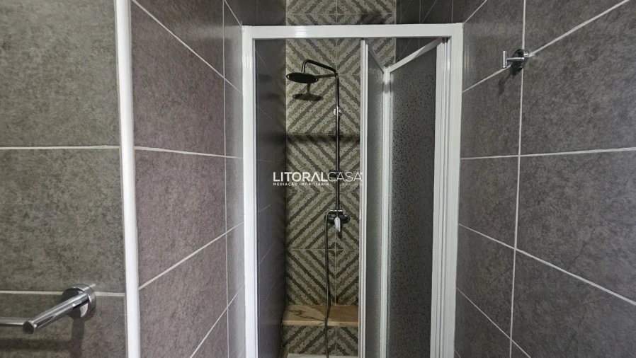 Moradia T4 para Venda em Gafanha da Nazaré Foto 16