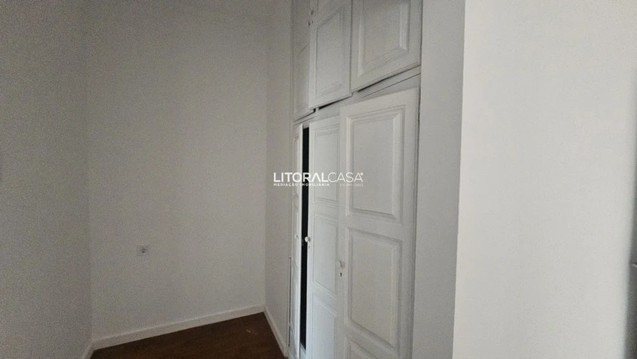 Moradia T4 para Venda em Gafanha da Nazaré Foto 11