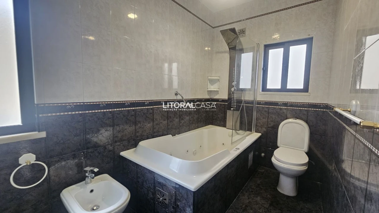 Moradia T4 para Venda em Gafanha da Nazaré Foto 13