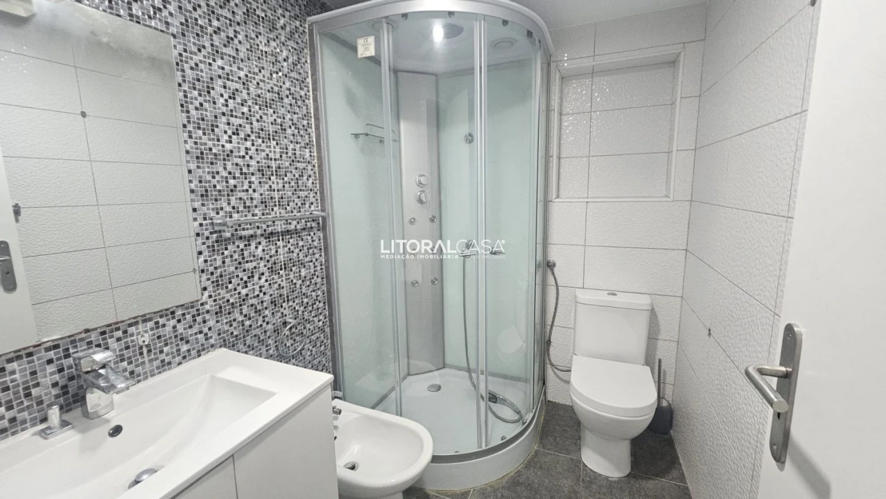 Moradia T4 para Venda em Gafanha da Nazaré Foto 24