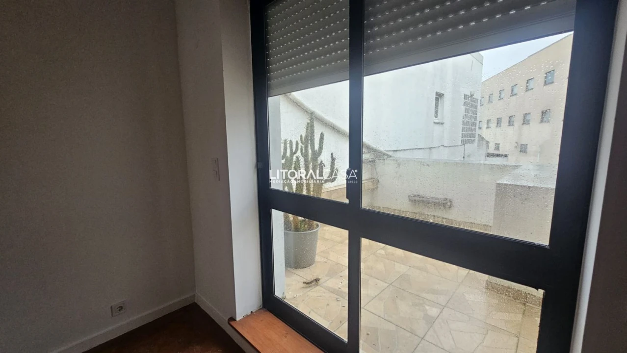 Moradia T4 para Venda em Gafanha da Nazaré Foto 10