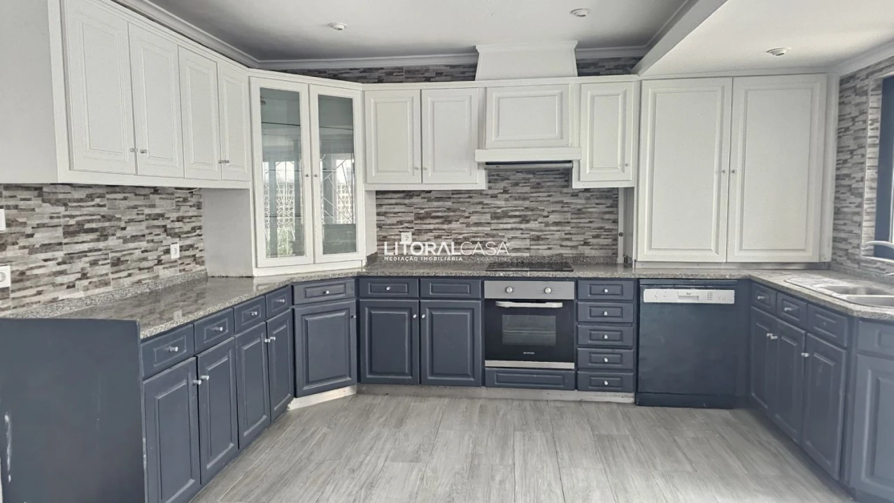 Moradia T4 para Venda em Gafanha da Nazaré Foto 4