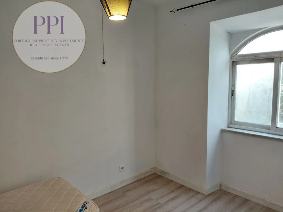 Moradia T2 para Venda em Budens Foto 11