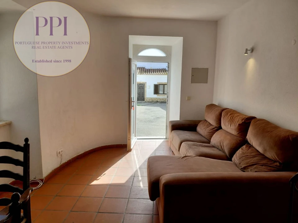 Moradia T2 para Venda em Budens Foto 6