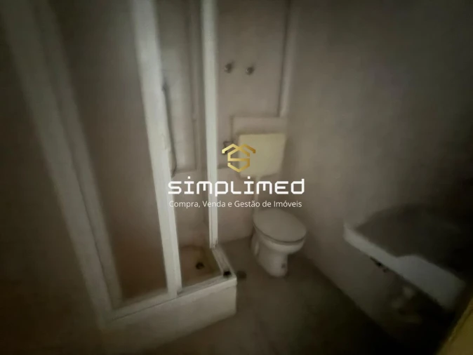 Loja para Venda em Baixa da Banheira e Vale da Amoreira Foto 4