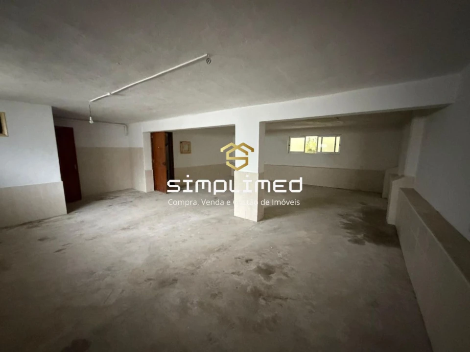 Loja para Venda em Baixa da Banheira e Vale da Amoreira Foto 16