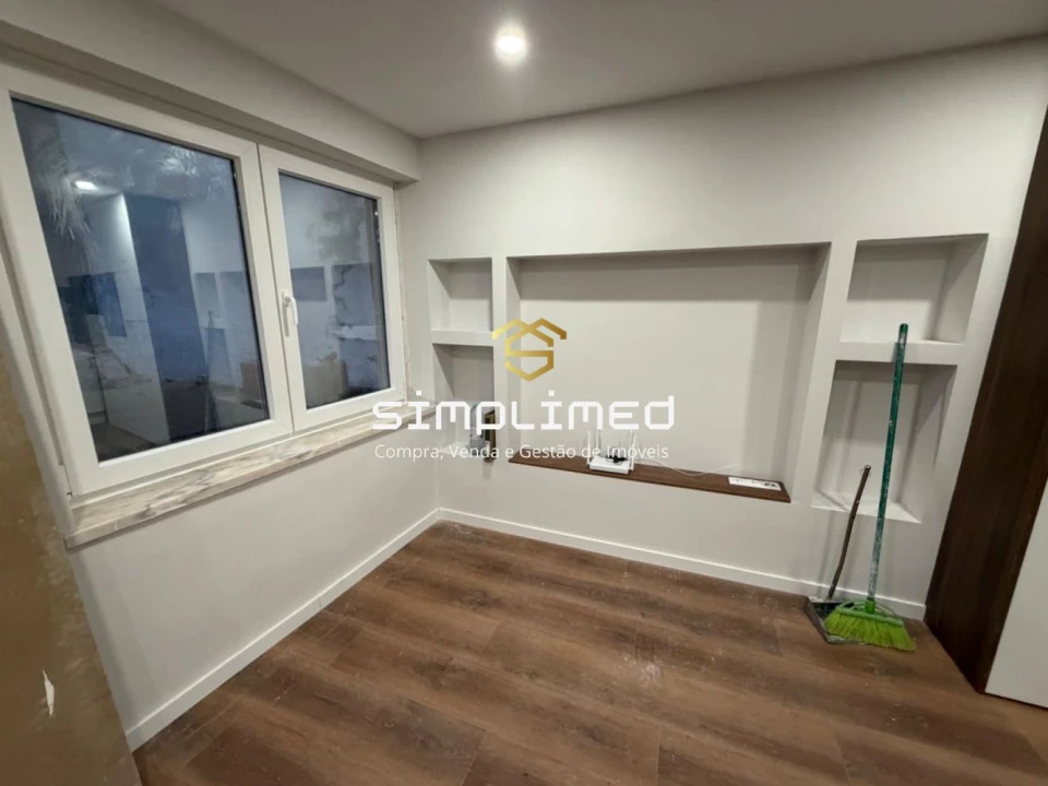 Apartamento T3 para Venda em Barreiro e Lavradio Foto 7