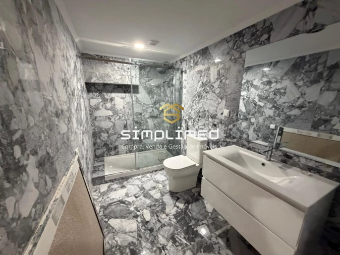 Apartamento T3 para Venda em Barreiro e Lavradio Foto 27