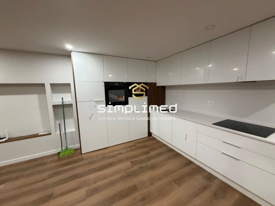 Apartamento T3 para Venda em Barreiro e Lavradio Foto 12