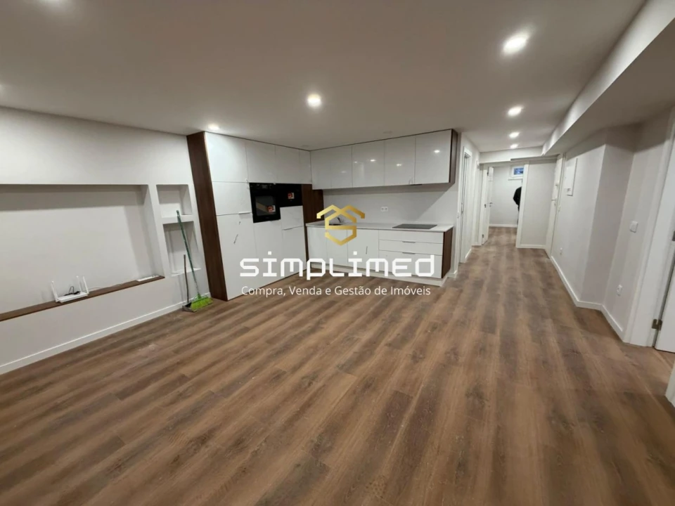 Apartamento T3 para Venda em Barreiro e Lavradio Foto 14