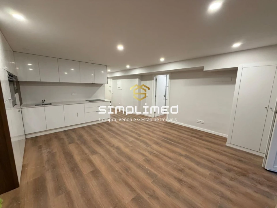 Apartamento T3 para Venda em Barreiro e Lavradio Foto 6