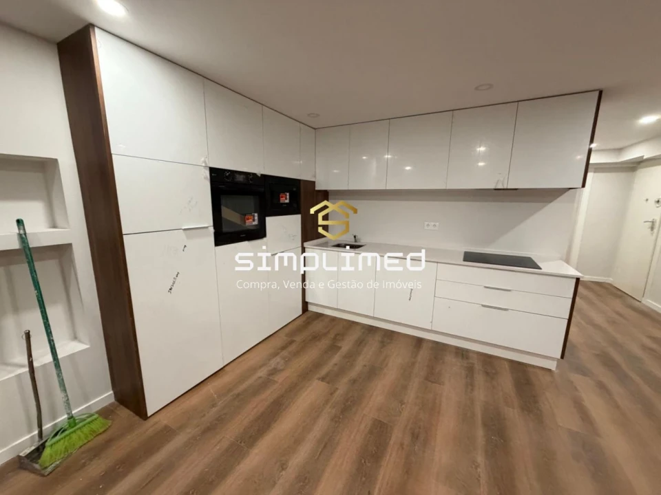 Apartamento T3 para Venda em Barreiro e Lavradio Foto 3