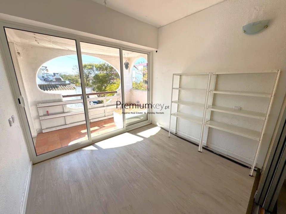 Apartamento T1 para Venda em Albufeira e Olhos de Água Foto 2