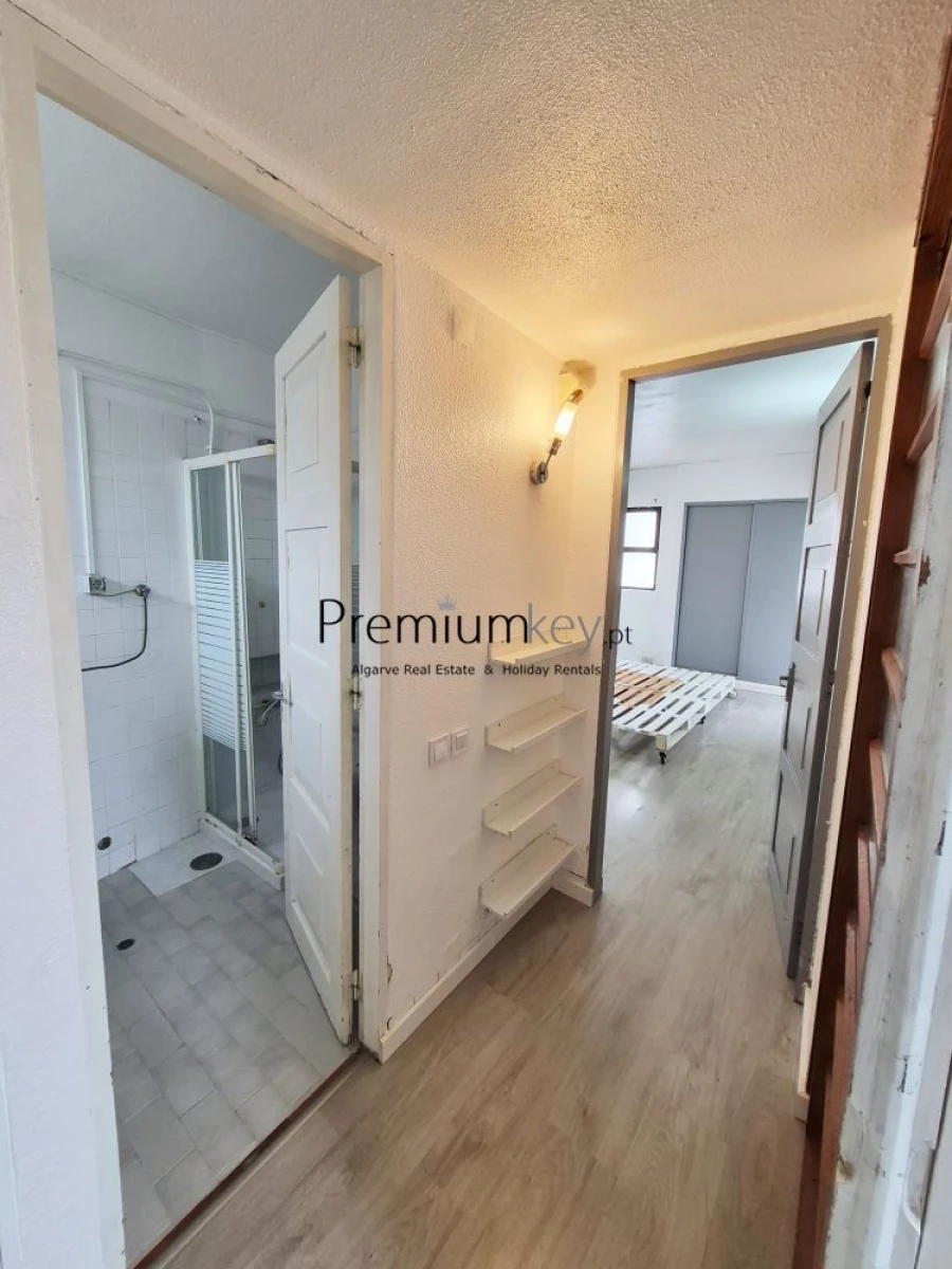 Apartamento T1 para Venda em Albufeira e Olhos de Água Foto 8