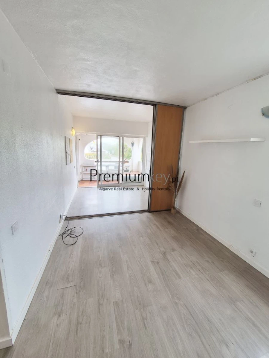 Apartamento T1 para Venda em Albufeira e Olhos de Água Foto 3
