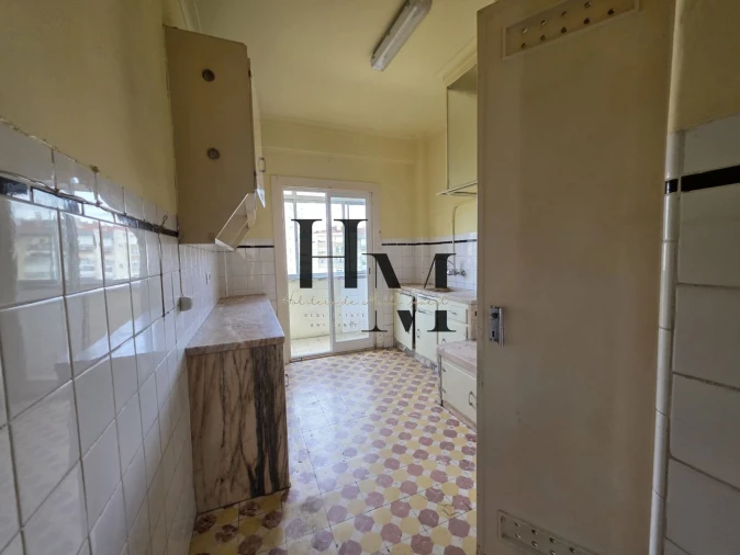 Apartamento T2 para Venda em Benfica Foto 11