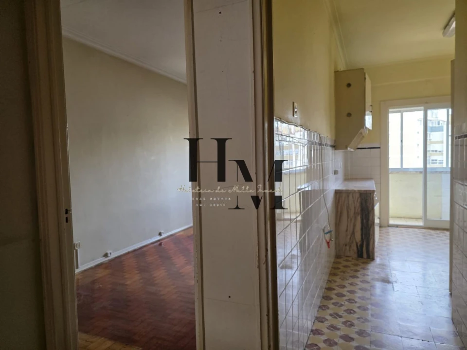 Apartamento T2 para Venda em Benfica Foto 10