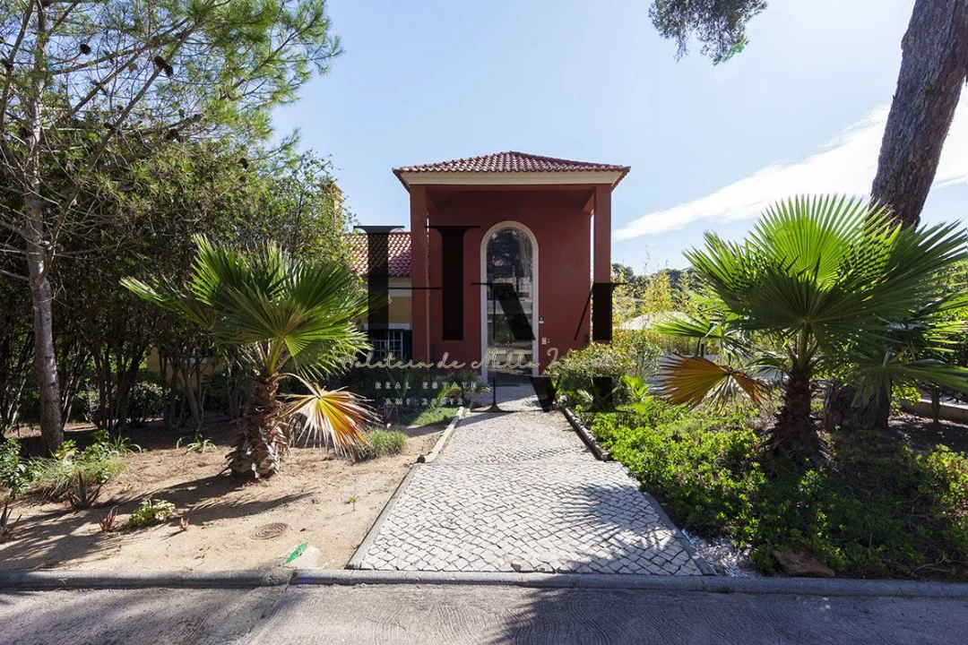 Moradia T7 para Venda em Cascais e Estoril Foto 2