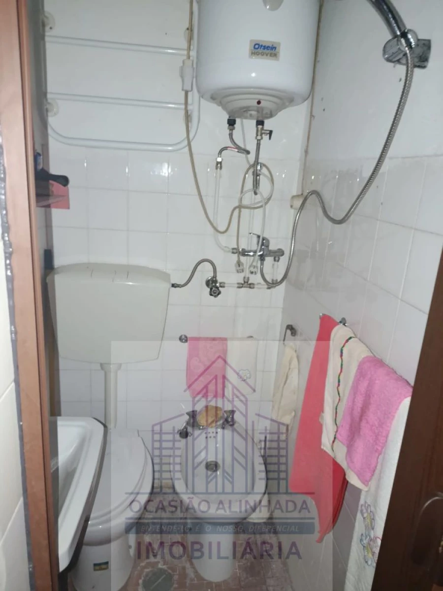 Moradia T1 para Venda em Seixo da Beira Foto 4