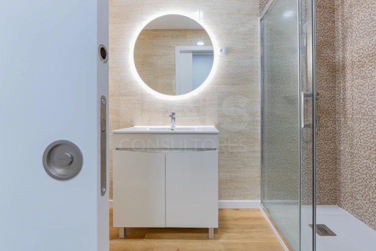 Apartamento T3 para Venda em Póvoa de Santa Iria e Forte da Casa Foto 3