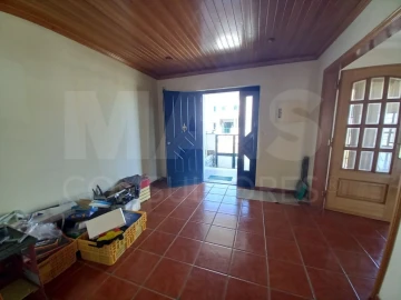 Moradia T3 para Venda em Santo Isidoro