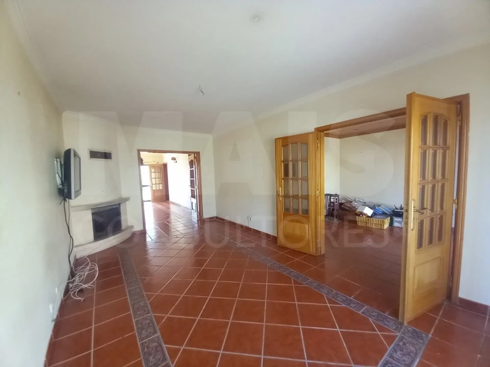 Moradia T3 para Venda em Santo Isidoro Foto 4