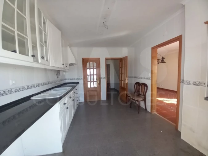 Moradia T3 para Venda em Santo Isidoro